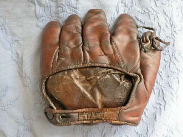 Bill Doak Rawlings Original 1 Back